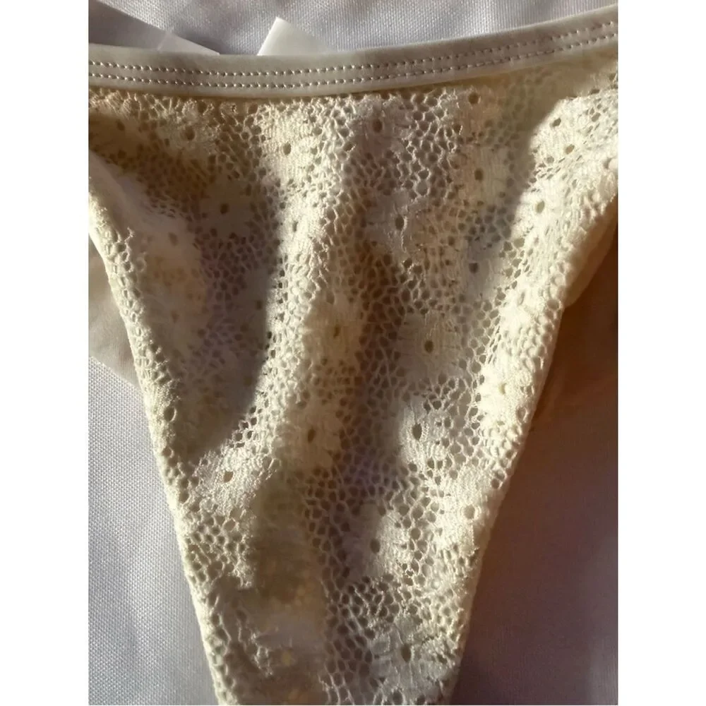 NWT Tilly’s Cream Lace Bikini Thong Bottoms | Cheeky Minimal Swim Size L